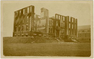 Ruin of William Smith Hall after the fire in 1916.