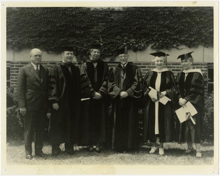1942 commencement honorees