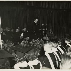 Eleanor Roosevelt giving the commencement address