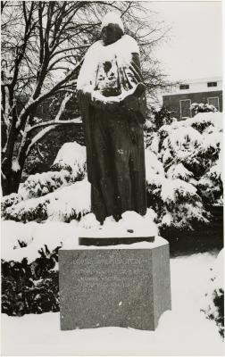 George Washington statue in snow