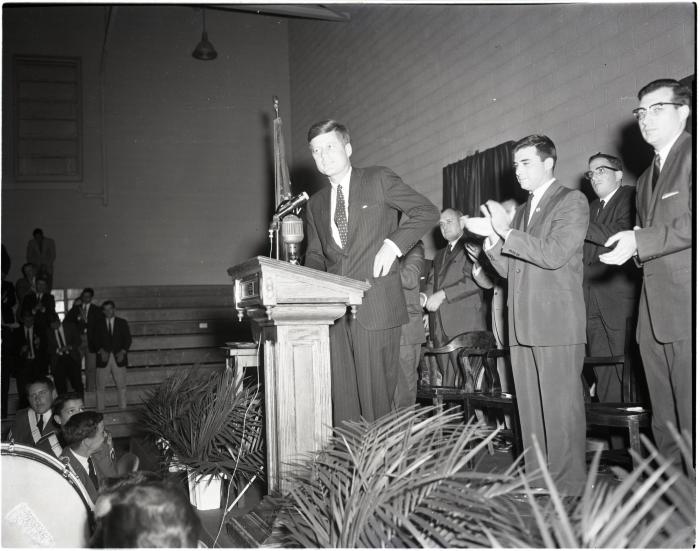 Kennedy speaking at Washington College